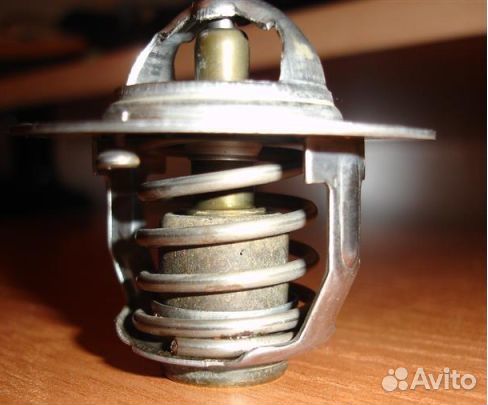 Термостат Mazda Titan. Двигатель VS SL HA TF 88 гр