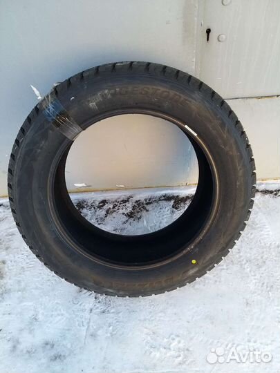 Bridgestone Blizzak DM-V2 255/55 R19 111W