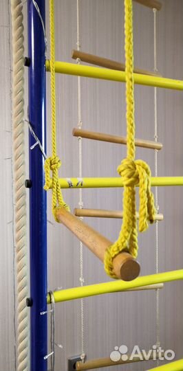 Детский игровой спортивный комплекс