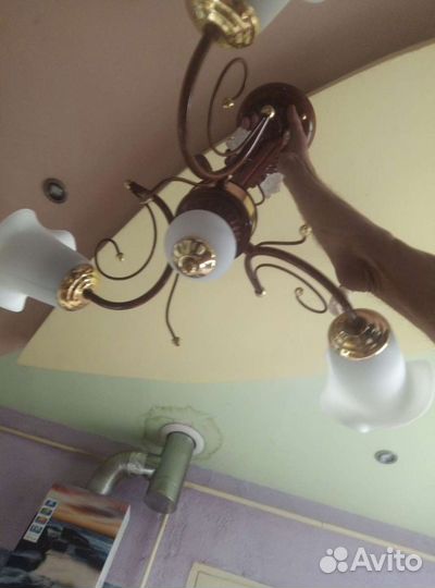 Люстра потолочная бу