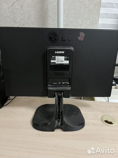 Монитор LG