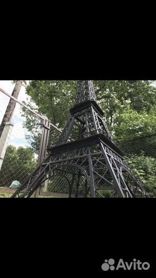 Эйфелева башня