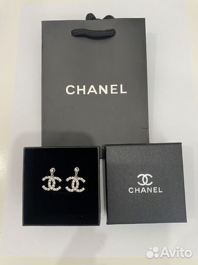 Серьги Chanel