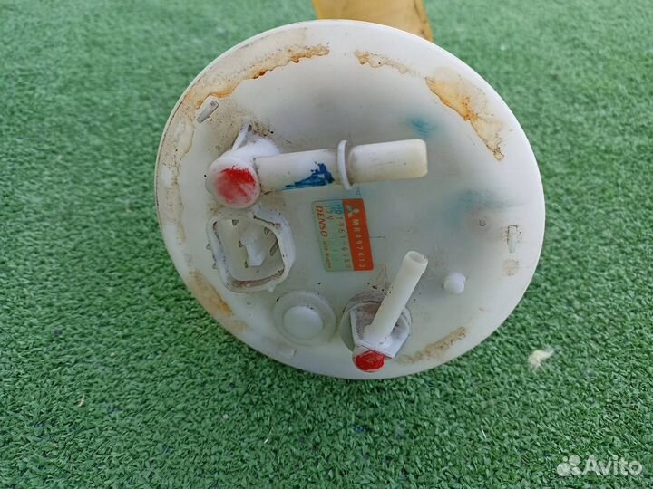 Бензонасос, насос топливный Mitsubishi Lancer 9