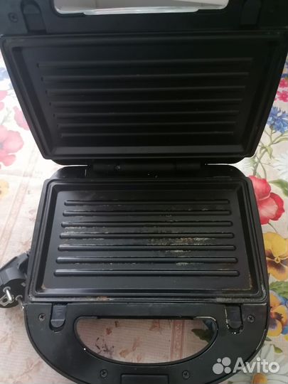 Вафельница орешница гриль