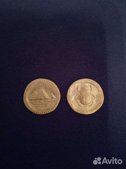 Золотая монета Влад А4, и Скарабей