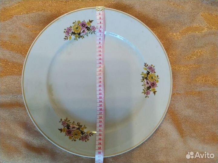 Тарелки блюда