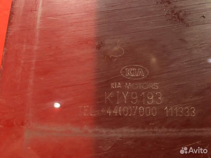 Стекло двери заднее левое Kia Sportage KM G4GC 2.0