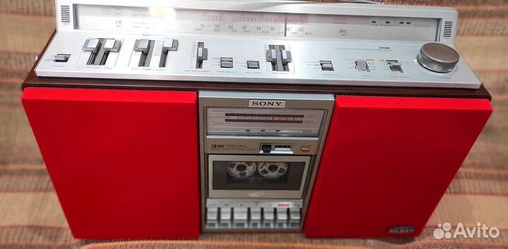 Магнитолы Sony CFS-V8 Zilba'p,Toshiba Sugar RT-SF5