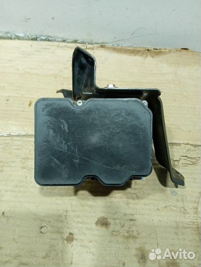 Блок ABS (насос) Lexus Rx 300