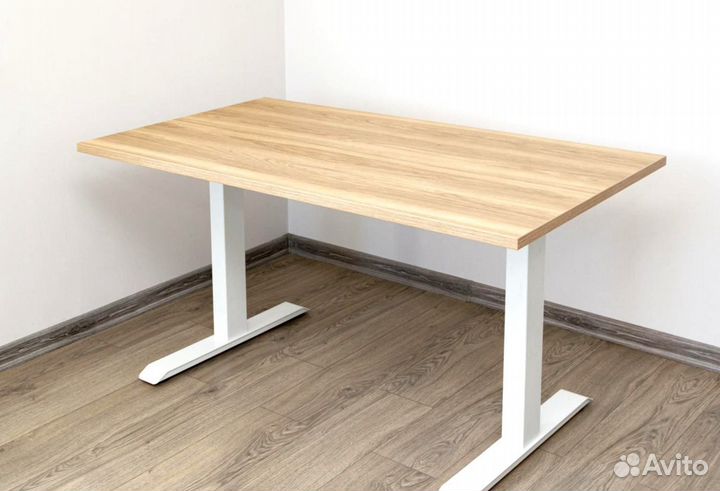 Стол с регулировкой высоты