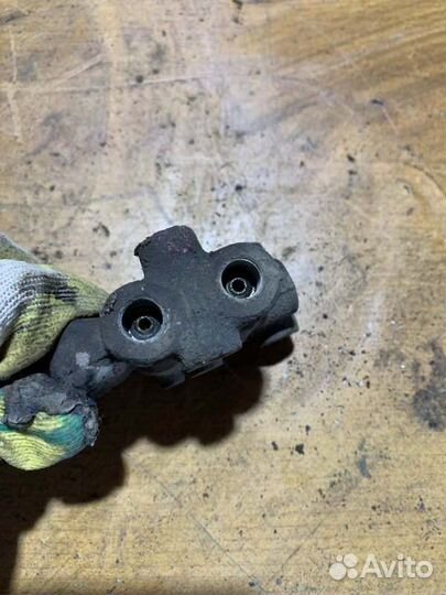 Распределитель тормозной Toyota Corona premio 1999