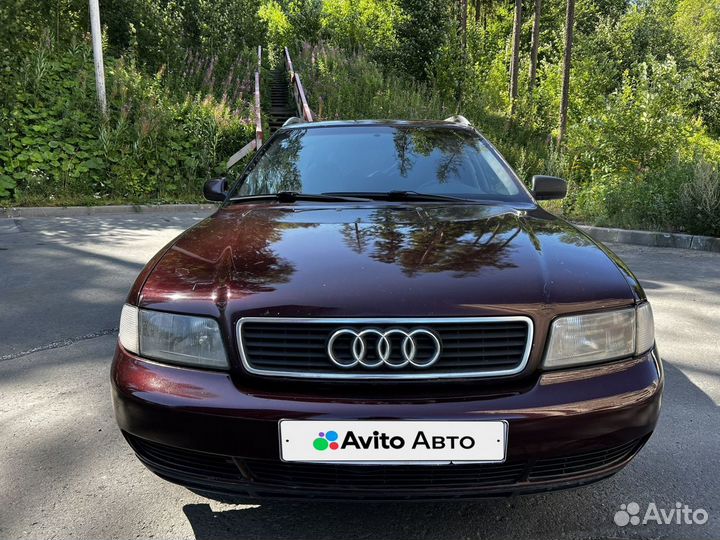 Audi A4 1.8 МТ, 1996, 260 000 км