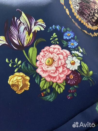 Нарядное платье