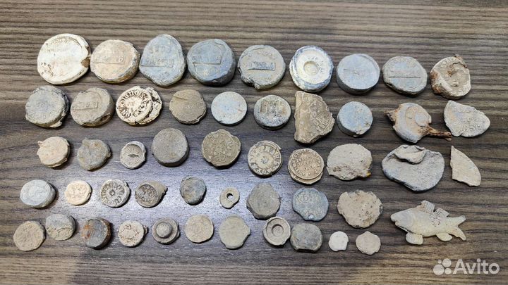 Пломбы свинцовые старинные