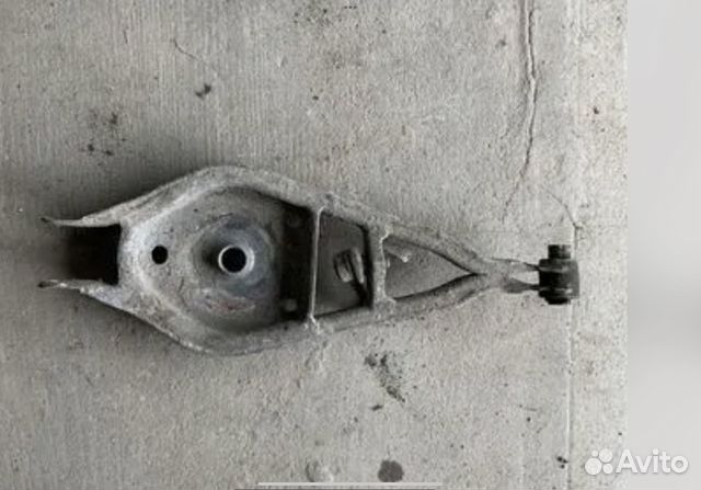 Задний рычаг BMW E83