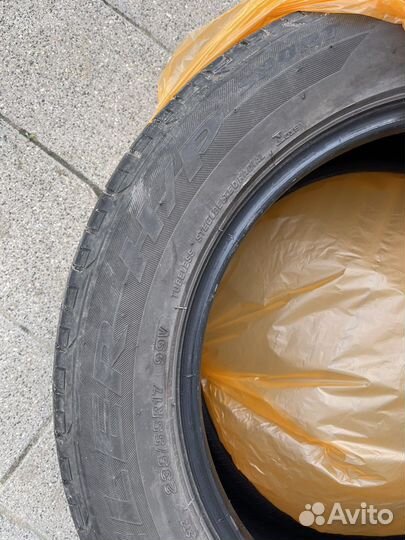 Bridgestone Dueler H/P Sport 235/55 R17 99V