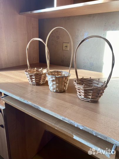 Корзинка плетеная