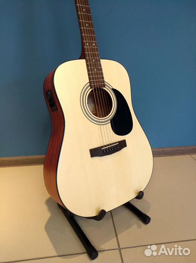 Электроакустическая гитара Cort AD 810E