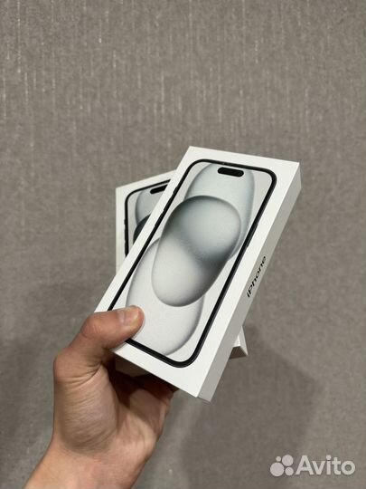 iPhone 15, 128 ГБ