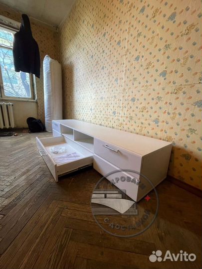 Тумба под телевизор