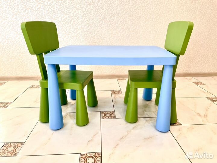 Стол и стулья IKEA Mammut