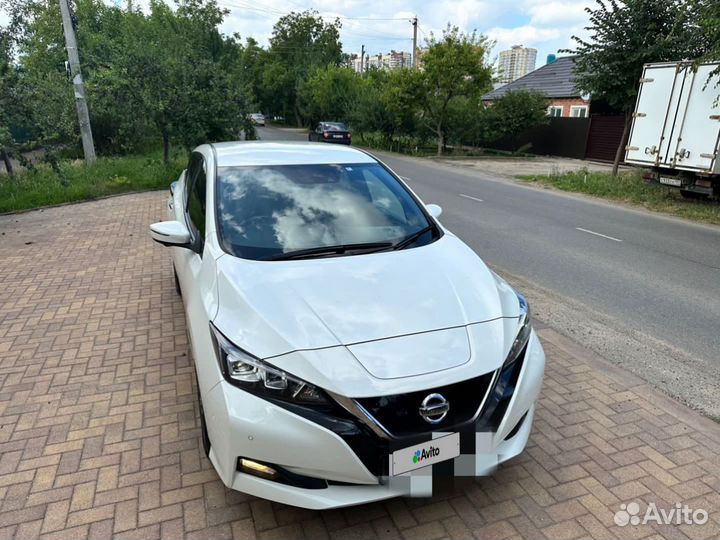 Nissan Leaf AT, 2018, 65 000 км
