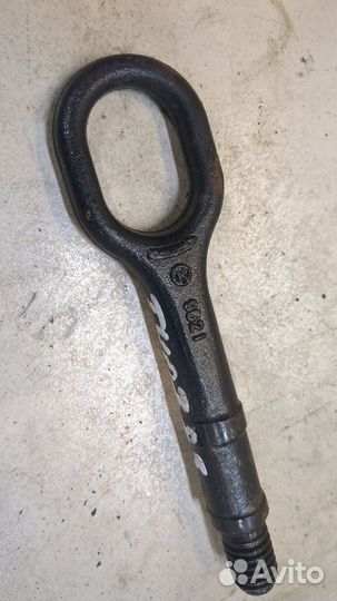 Крюк буксировочный Volkswagen Passat 7 Европа, 201