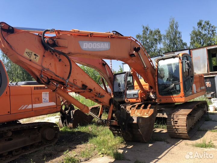Гусеничный экскаватор DOOSAN Daewoo DX255LCA, 2012