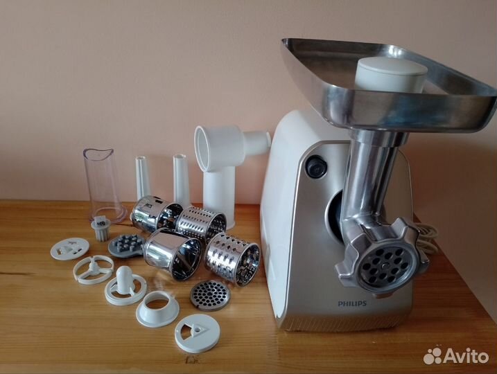 Электрическая мясорубка Philips HR2728