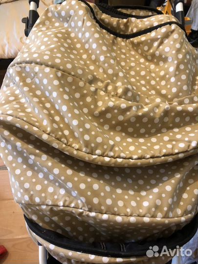 Коляска сидячая