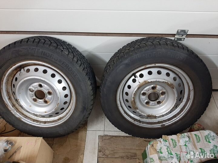 Gislaved Nord Frost 200 205/60 R16 95H