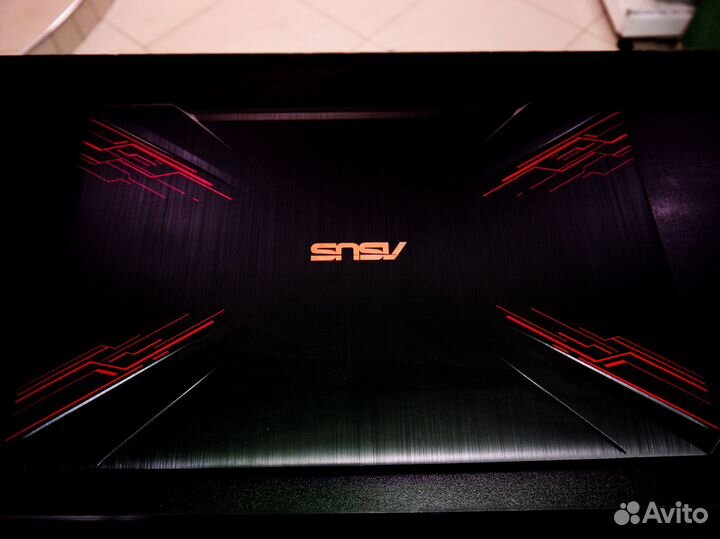 Продам игровой ноутбук Asus TUF fx504gm