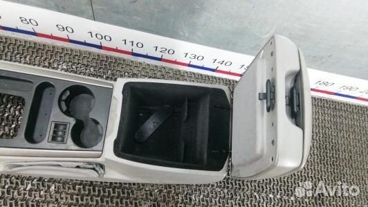 Подлокотник центральный KIA sorento 1 (9BR01IX01)