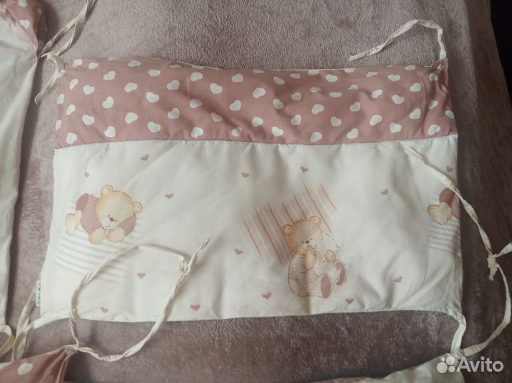 Бортики в детскую кроватку