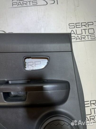 Обшивка двери задняя левая Kia Soul AM G4FC 2009