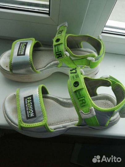 Босоножки для девочки