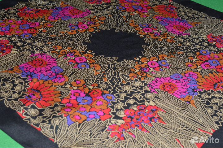 Шелковый платок Платок jean louis scherrer paris