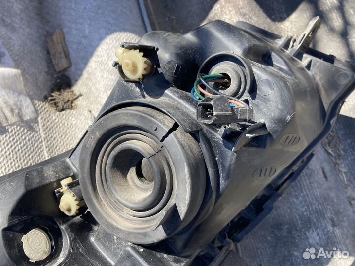 Фара левая для Chevrolet Cruze