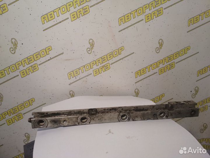 Рампа форсунок старого образца (16 V) на ваз 2110