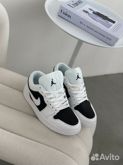 Кроссовки nike air jordan 1