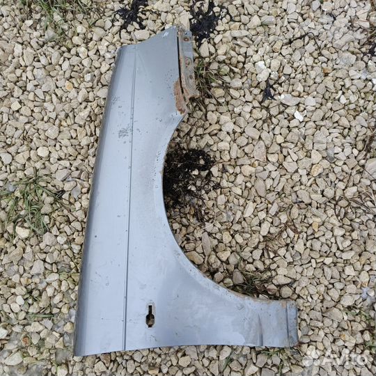 Передние крылья priora