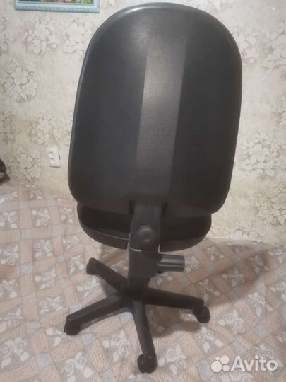 Компьютерное кресло