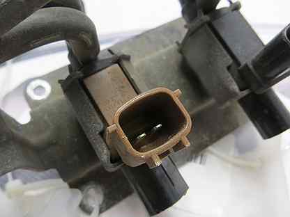 Электромагнитный клапан Mazda Ford K5T46597