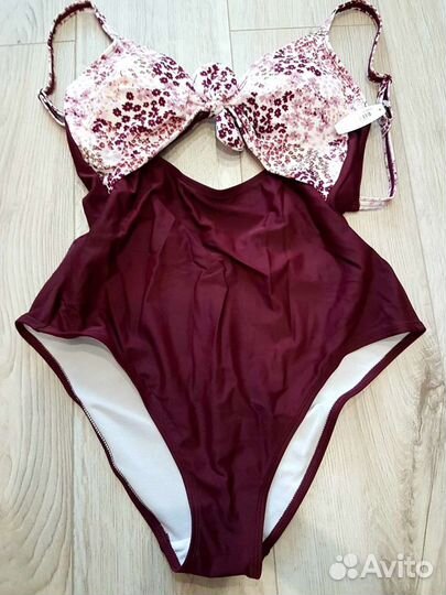 Купальник слитный новый США