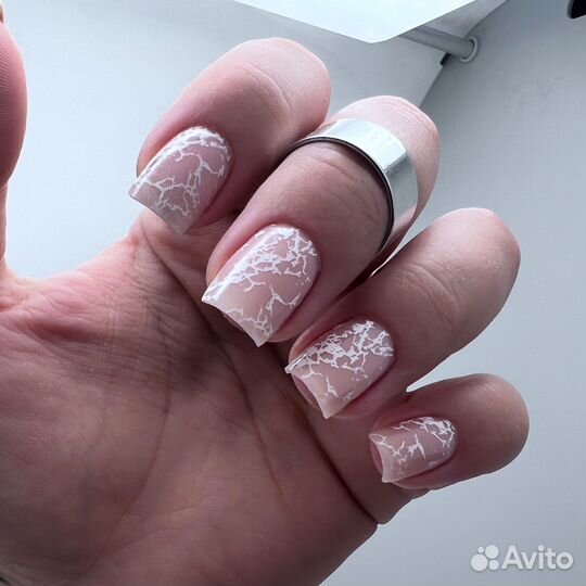 Маникюр,наращивание ногтей