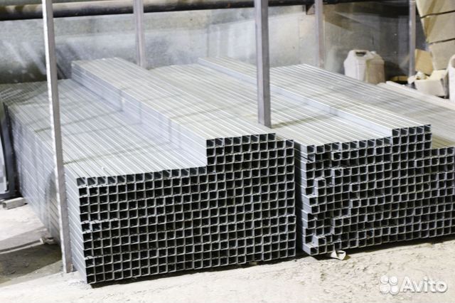 Труба оцинкованная 80х80х3. Металлопрокат