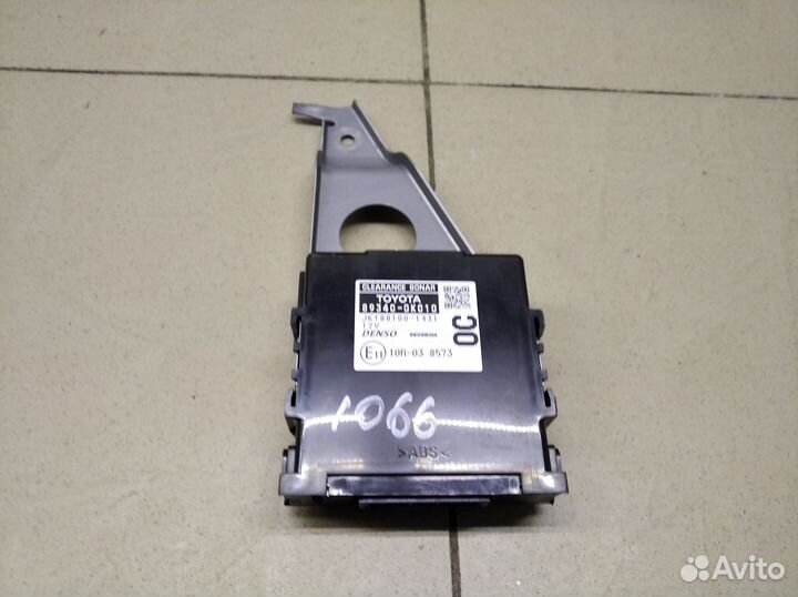 Блок управления парктроником Fortuner 2015