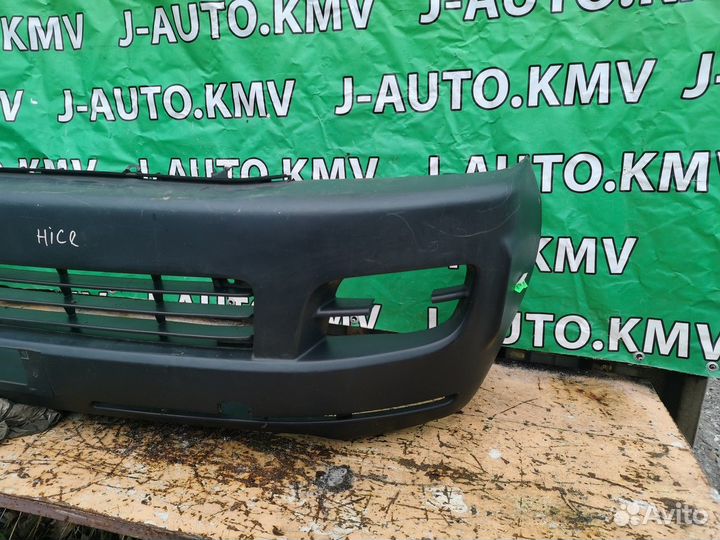 Бампер передний Toyota Hiace