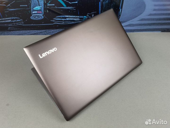 Ноутбук Lenovo Ryzen/8gb/256Gb